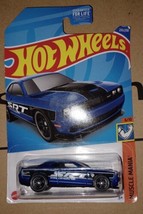 Hot Wheels Dodge Challenger SRT Muscle Mania New On Card - £7.86 GBP