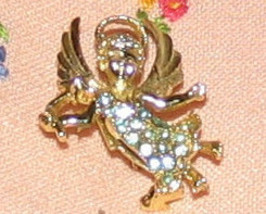 Vintage Costume Jewelry Goldtone /Rhinestone Angel Pin - £4.54 GBP