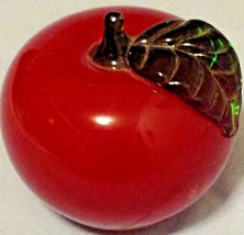 Lor Ritz Glass Paperweight Red Apple Vintage Hand Crafted - £19.67 GBP