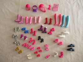 Lot Barbie &amp; Other Fashionista Shoes Boots Heels Ankle Wrap Fanny Pack Helmet - £13.35 GBP