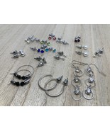 Lot of 15 Pairs of Unique and Beautiful Earrings Brand New Stud and Dangle - $380.13 MXN