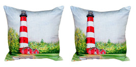 Pair of Betsy Drake Chincoteague Lighthouse VA No Cord Pillows - £63.30 GBP