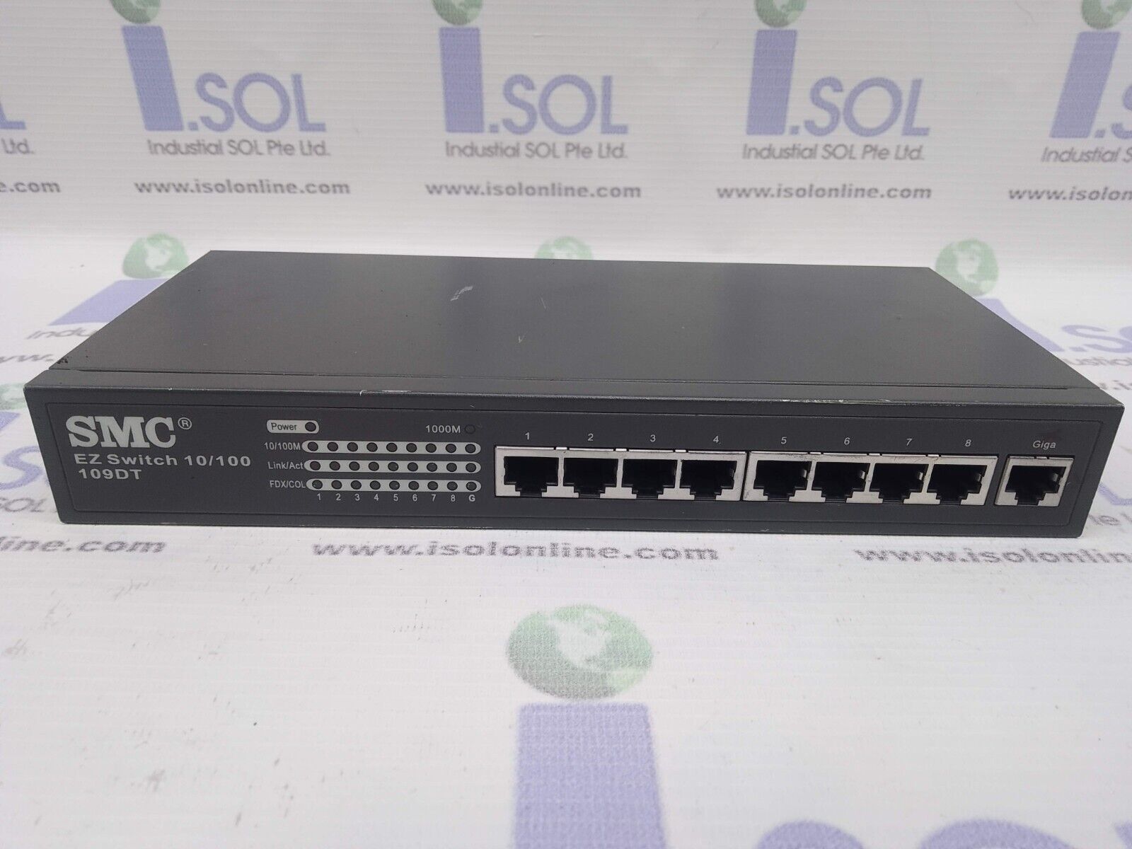 SMC EZ109DT Switch 10/100 109DT 8-Port Desktop Switch - $64.80