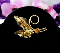 Feathery Leaves Pin Vintage Golden Yellow Rhinestones Brooch Goldtone Delicate - £13.42 GBP