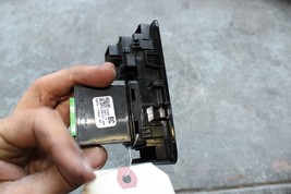 2017 JAGUAR XE SEDAN FRONT DASH TRUNK OPENER AND SPEEDOMETER LIGHT CONTROL X2479 image 8