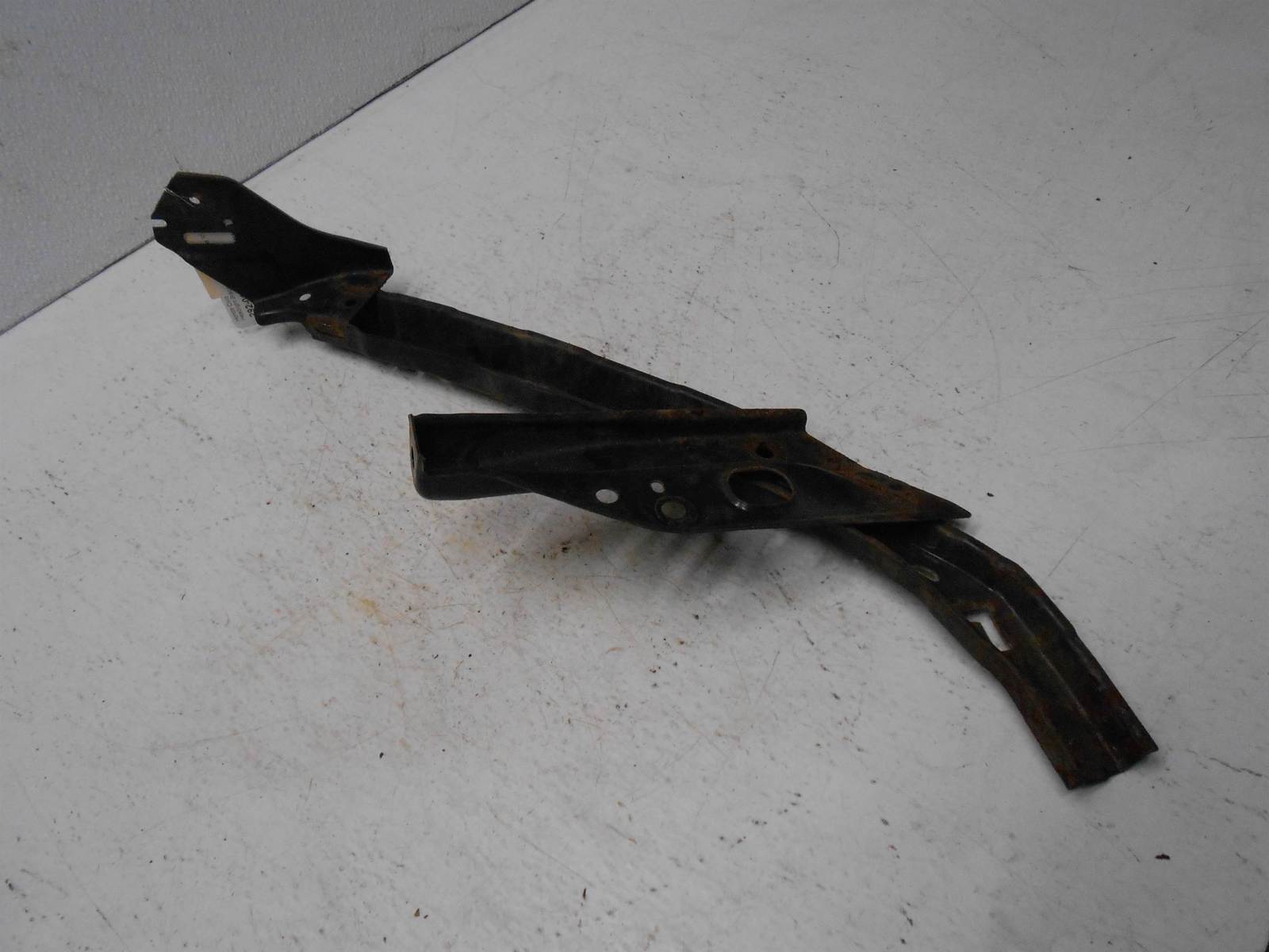 2012 HONDA CIVIC  Headlight Bracket PASENGER Side RIGHT RH Mount Support - $21.97