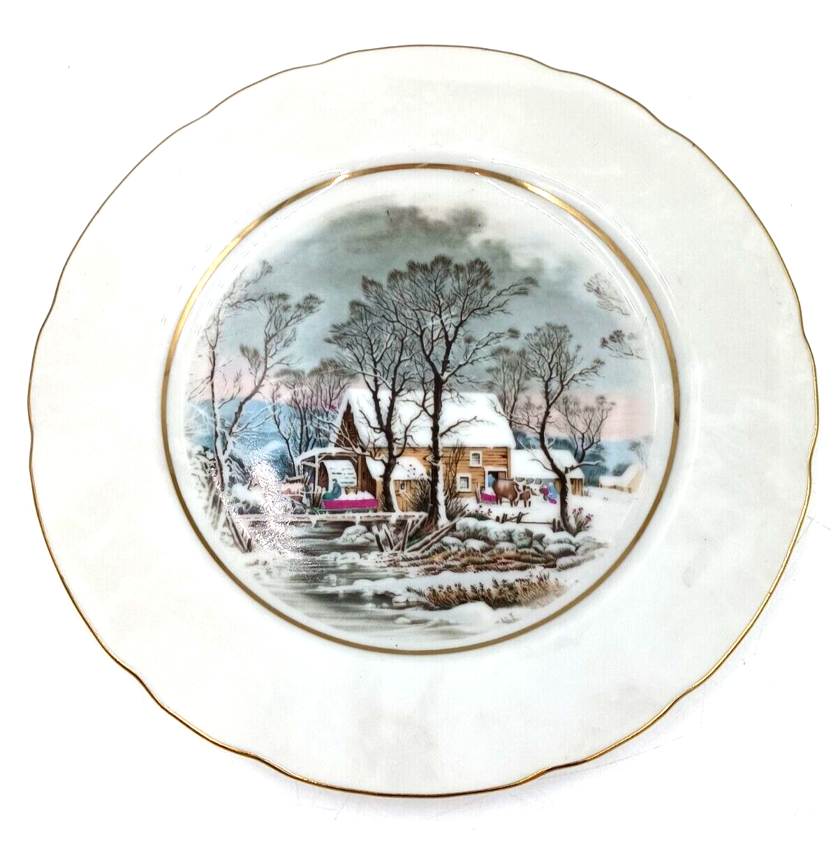 Vintage Avon Ceramic Plate of 1977 With Cityscape Pattern - $7.95