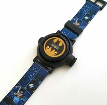 NEW Accutime DC Comics BATMAN Children's Projection Watch Projects 10 Pictures  - £9.30 GBP