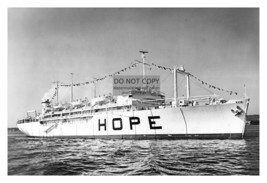 Ss Hope Hospital Ship At Sea Formerly Nvay Uss Consolation 4X6 Photo - £6.24 GBP