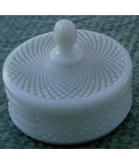 Lovely Vintage Milk White Milk Glass covered Candy Dish, VERY PRETTY PAT... - $40.73 CAD
