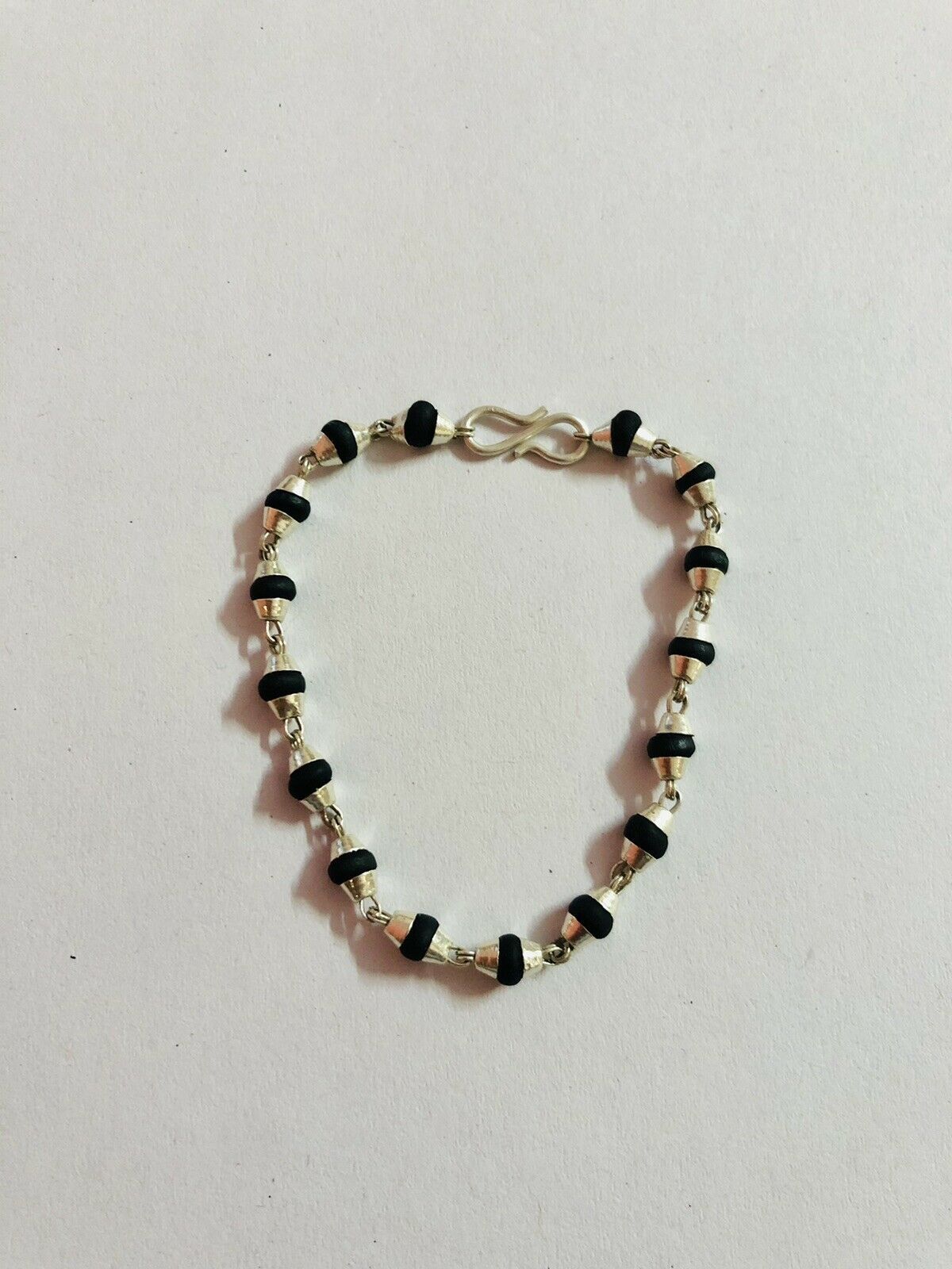 Collar hecho a mano de plata pura Lord Krishna LADDU GOPAL Tulsi Mala ne... - $13.42