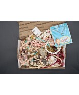 Vtg Craft Repair Costume Junk Jewelry Lot USPS Small Flat Rate Box JL101... - $274.23 MXN