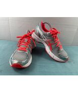 Asics Sneakers Women 9M Gel-Exalt 2  Running Shoes Gray Red Athletic Tra... - $358.61 MXN