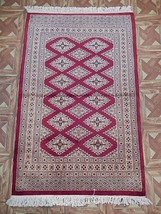 Handmade Rug 2&#39; 8&#39;&#39; x 4&#39; 1&#39;&#39; Vivid Red - Color of Extremes Transitional Rug - £160.39 GBP
