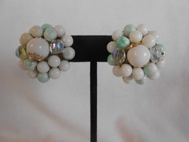 Faux Pearl Blue Cluster Clip On Earrings Mid Century 1950s Japan Beaded ... - $10.96