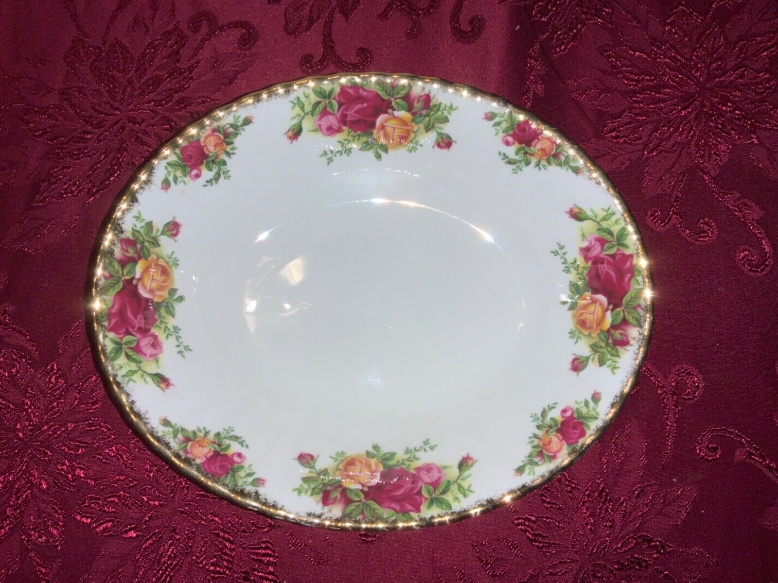 Primary image for 1962 Royal Albert Old Country Roses Fine China Vegetable Serving Oval Bowl 