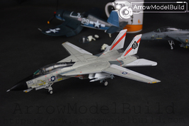 ArrowModelBuild F-14 Black Aces Built &amp; Painted 1/72 Model Kit - £588.41 GBP