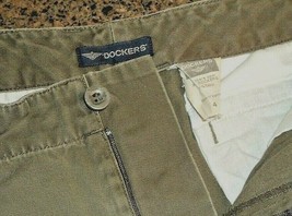 Dockers Hiking Bermuda Shorts Sz 4 4.5&quot; Inseam Distressed Olive Brown Vgc - £6.99 GBP