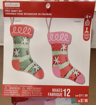Felt Craft Kits Christmas Creatology Makes 12 Stockings 6&quot; x 3&quot; NIB 212E - £4.31 GBP