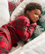 Bee and Willow Pajama Set in Plaid Red  Childs  Medium 2 Piece NWT  Christmas - £8.47 GBP