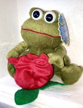 Green Frog Pouch Pet  attach to car or home window NEW - $18.03