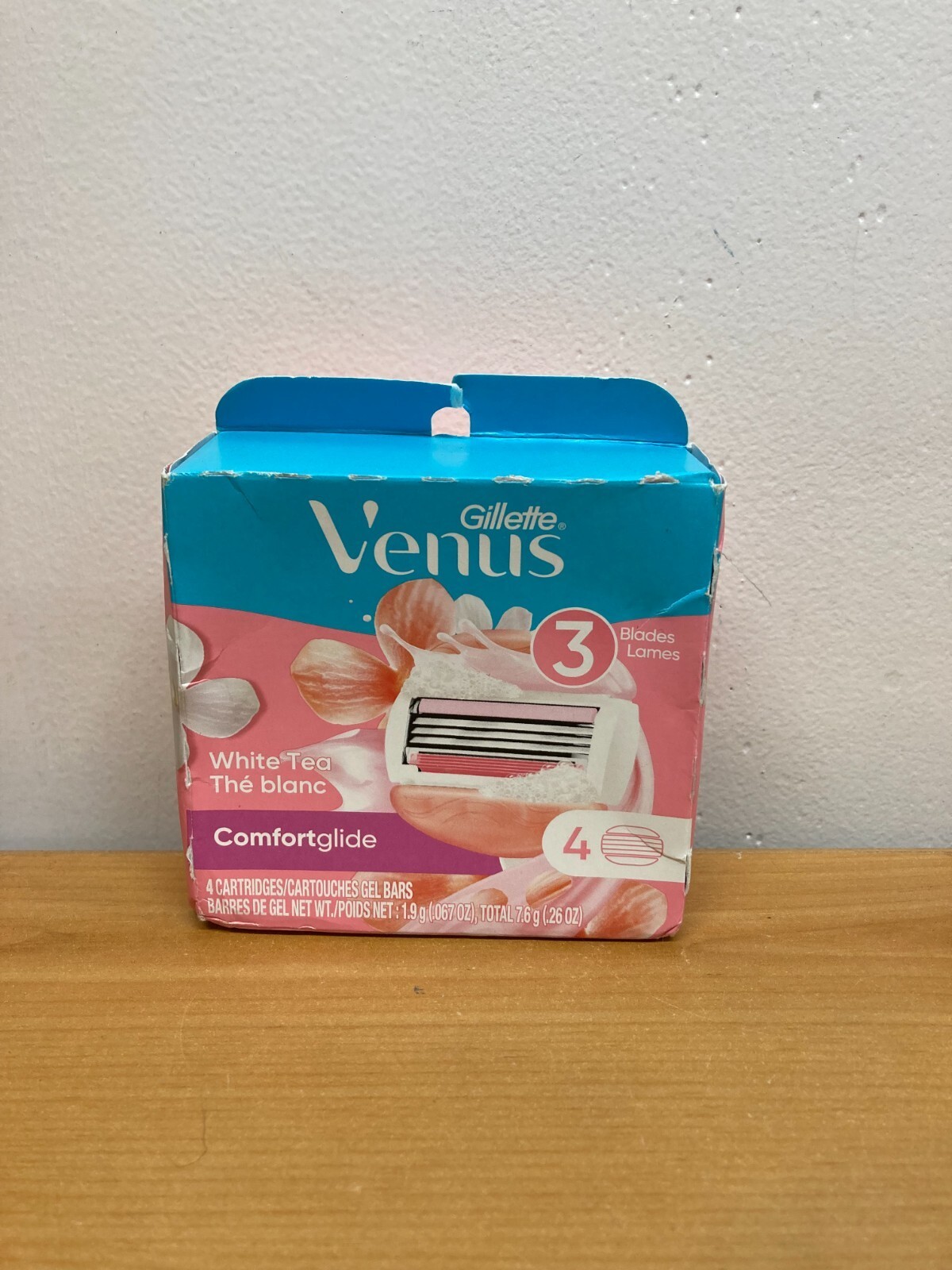 Gillette Venus White Tea Comfortglide 3 Blade Replacement Cartridge - 4 ... - $12.55