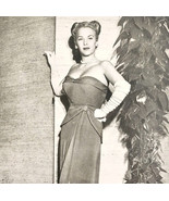 1946 Andrea King Actress Hotel Berlin Vintage Look Magazine Page Print D... - $41.13 CAD