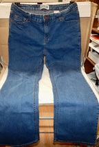 Woman&#39;s Jeans Signature Levis 34&quot;x31&quot; Waist Boot Cut 11&quot; Rise Misses 16 ... - £18.70 GBP