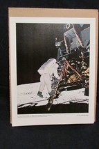 EDWIN ALDRIN COMES DOWN THE LADDER OF THE LUNAR  . . . .  69-HC-680 - NA... - £16.61 GBP