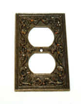 VINTAGE 1968 -  SA 3101 BRASS WALL OUTLET COVER PLATE - $240.54 MXN