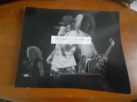 Guns N&#39; Roses Axl Rose And Slash Black And White Glossy 8 X 10 Inch Live!! - £7.09 GBP