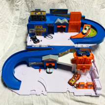 2015 Hot Wheels &quot;Sto and Go&quot; Car Wash And Service Station DMW90 Mattel w... - $20.53