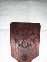 Vintage Carved Red Wood Paddle Mold Daisy Flower - $15.59
