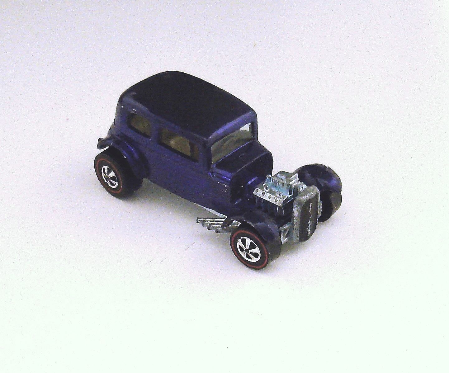 Hot Wheels Redline Classic 32 Ford Vicky Purple 1969 - $79.95