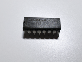 MAX691CPE MAXIM Microprocessor Supervisory Circuit Battery Backup and Wa... - $5.80