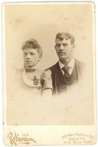 Circa 1880&#39;S Cabinet Card Beautiful Young Couple Fancy Clothing Robinson Duluth - £7.42 GBP