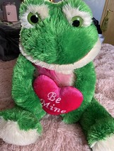 &quot;Be Mine “ Green Cal Plush Sitting Frog Big Eyes Heart Shape Pillow Stuffed - £10.28 GBP