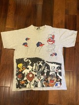 Vtg Cleveland Indians Looney Tunes T Shirt Sz L Bugs Bunny Taz Tweety Daffy - £46.71 GBP