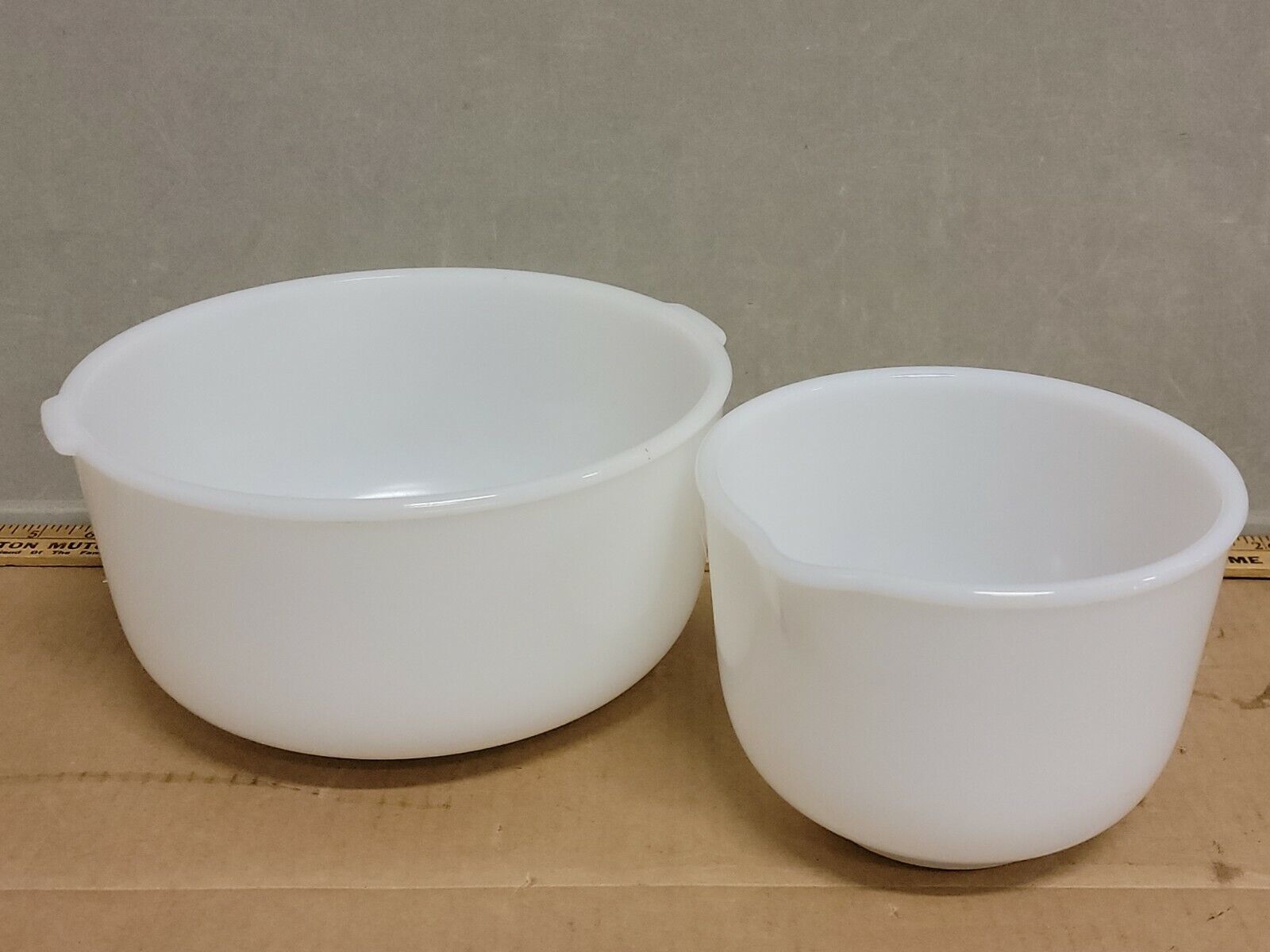 Primary image for Sunbeam Glasbake Milk Glass Mixing Bowls 19CJ & 20CJ see pictures Flea bites