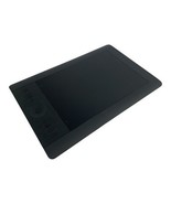 Wacom PTH-651 Intuos Pro Graphic Tablet Only - $923.28 MXN