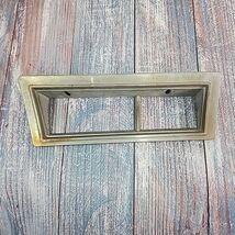 Lincoln E0VB15A440AA 1981-1989 Town Car RH Front Parking Turn Lamp Bezel... - $57.98 CAD