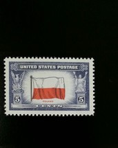 1943 5c Poland Flag, Overrun Nation World War II Scott 909 Mint F/VF NH - $0.99