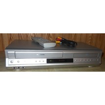 Nice Toshiba SD-V392 DVD VCR Combo with Remote, AV Cables &amp; Hdmi Adapter - £145.64 GBP