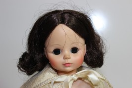 Stunning Beautiful Vtg Madame Alexander Doll Company 13&quot; SNOW WHITE Gold Dress - £16.48 GBP