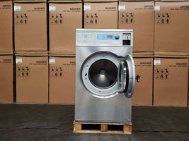 Wascomat Coin-Op Front Load Washer Model: W630CC, S/N: 00521/0140194 Refurbished - $2,475.00