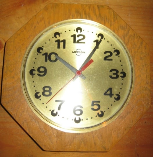 METRON KWARC 1980s Made in POLAND Communist Era Clock non working  - $9.99