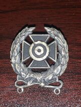 World War 2 Sterling Silver Marksman's  Pin United States - $11.88