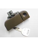 1994 1995 1996 1997 HONDA ACCORD GLOVE BOX LATCH LOCK COLOR IS BROWN - $20.37 CAD