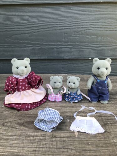 Primary image for Vintage 1985 Evergreen Bear Family Sylvanian Families / Calico Critters TOMY