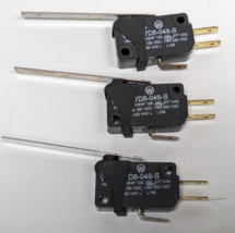 Lot of 3 NEW - Micro Switch V7-1B17D8-048-S Switch V71B17D8048S - £31.13 GBP